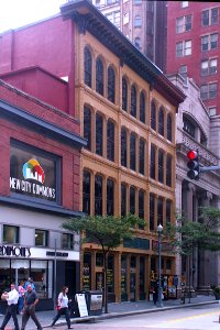 Pittsburgh Downtown 2019-07-24 418, 420, 424 Wood Street