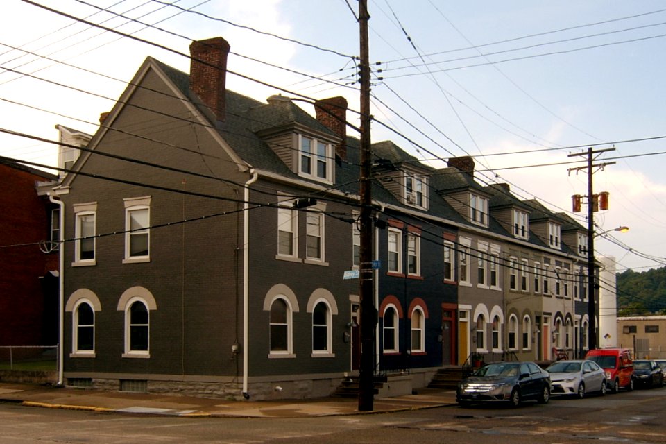Pittsburgh South Side 2019-06-27 24th at Sidney 01