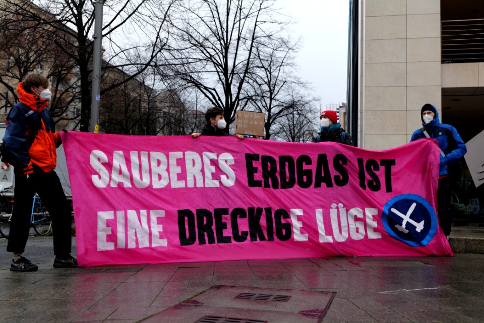 PipelineInDieKrise protest Willy-Brandt-Haus 2021-01-12 03