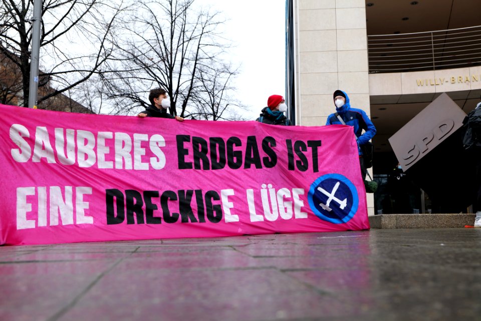 PipelineInDieKrise protest Willy-Brandt-Haus 2021-01-12 25
