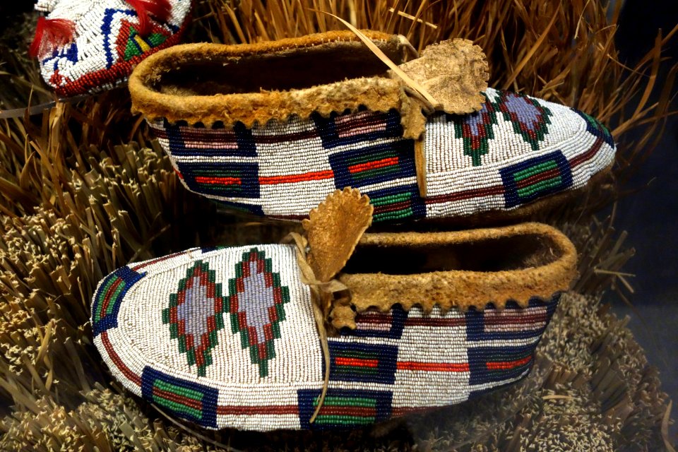 Plains Cree moccasins, c. 1870 - Bata Shoe Museum - DSC00584