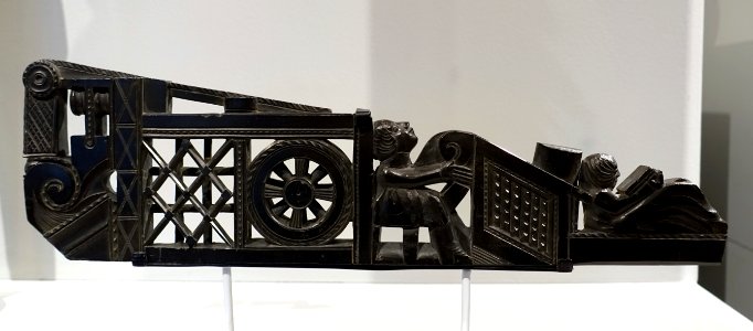 Pipe, Haida, Queen Charlotte Islands, British Columbia, argillite - Native American collection - Peabody Museum, Harvard University - DSC06148