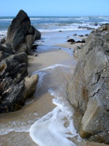 Plage de Guendrez, rochers