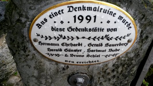 Plakette 4 an der Dreimonarchen Gedenkstätte Dornheim