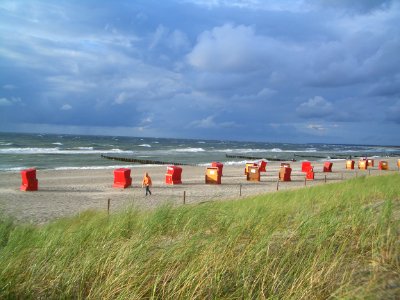 Plage de la Baltique un jour d'orage
