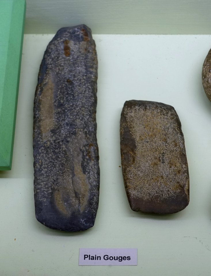 Plain gouges - Middle Archaic collection - Robbins Museum - Middleborough, Massachusetts - DSC03799