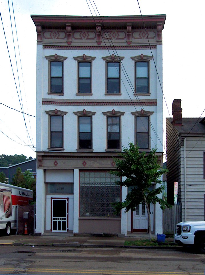 Pittsburgh South Side 2019-06-27 2616 Sarah 01