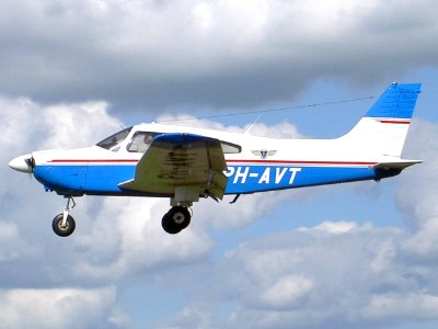 Piper PA-28-181 PH-AVT at Teuge 07March2009