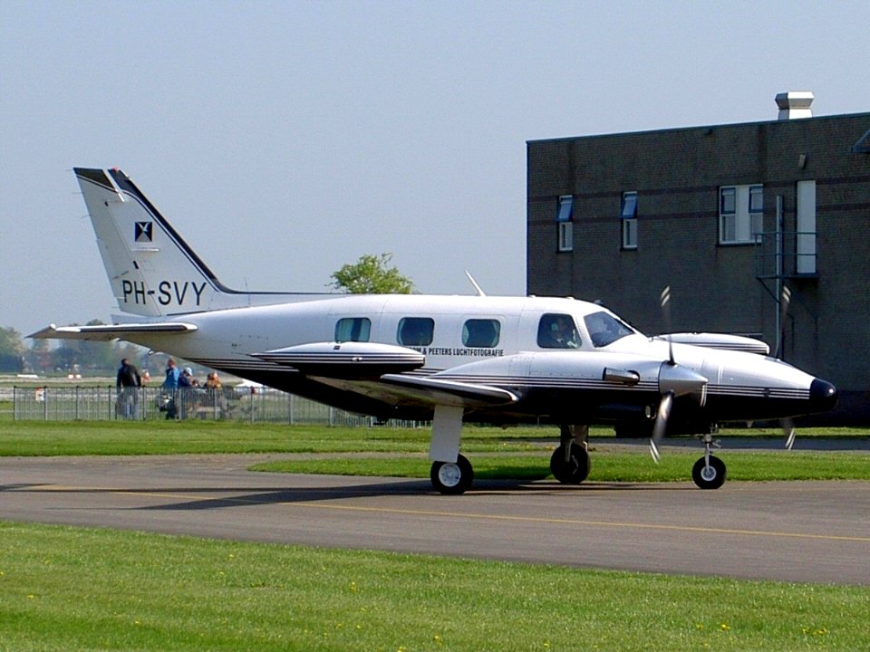 Piper PA-31T PH-SVY Teuge, 23 April 2005