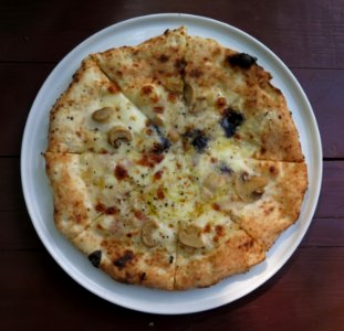 Pizza in Furano 02