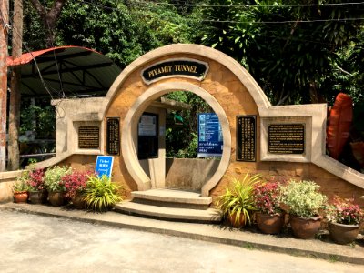 Piyamit Tunnels 2