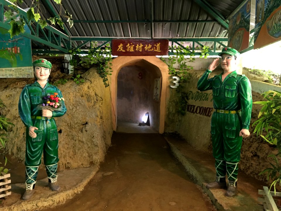 Piyamit Tunnels 17