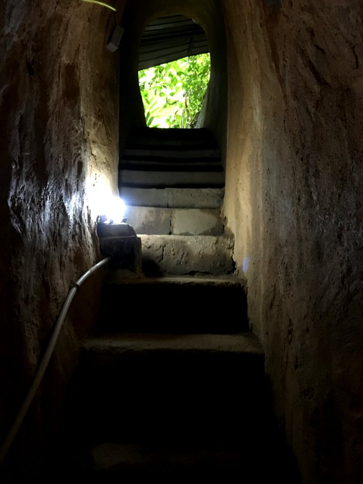 Piyamit Tunnels 26