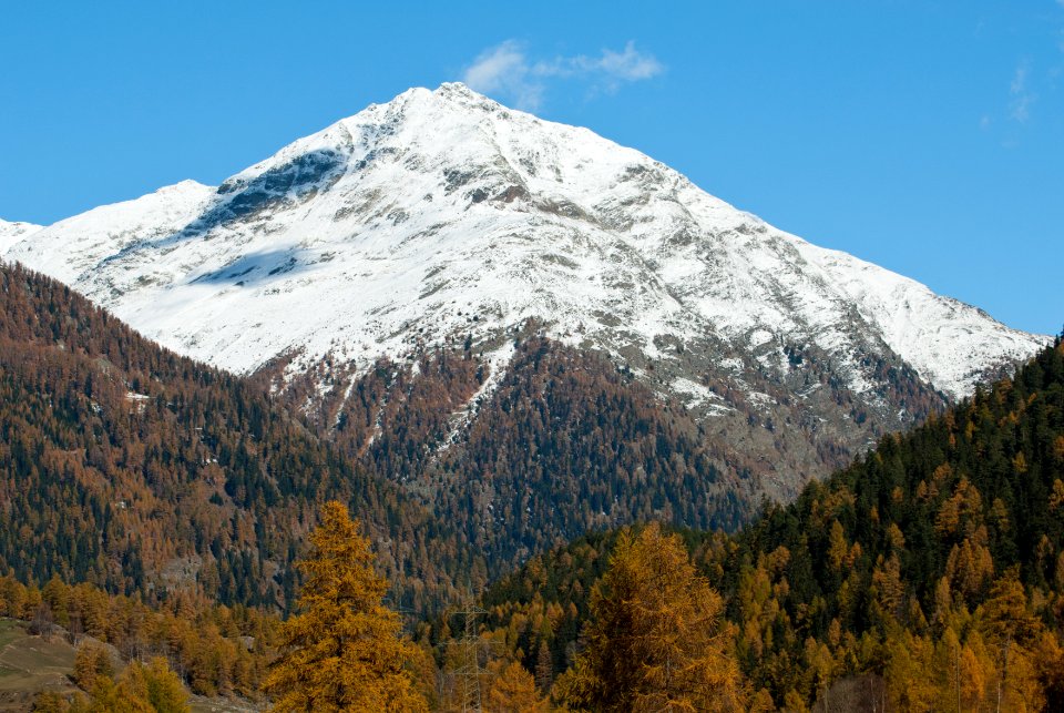 Piz Chapisun from S
