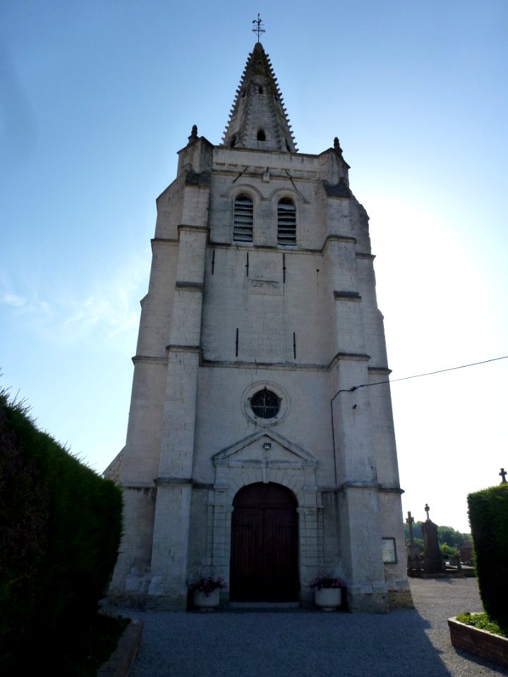 Polincove (Pas-de-Calais, Fr) église Saint-Léger tour