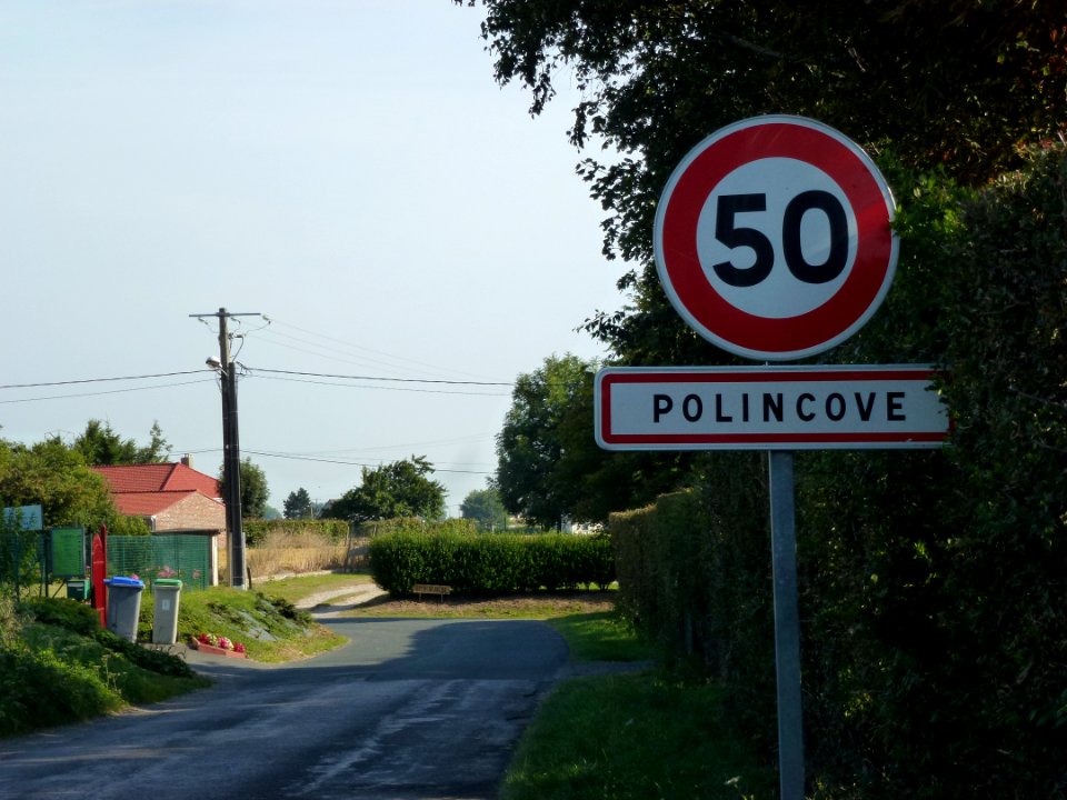 Polincove (Pas-de-Calais, Fr) city limit sign