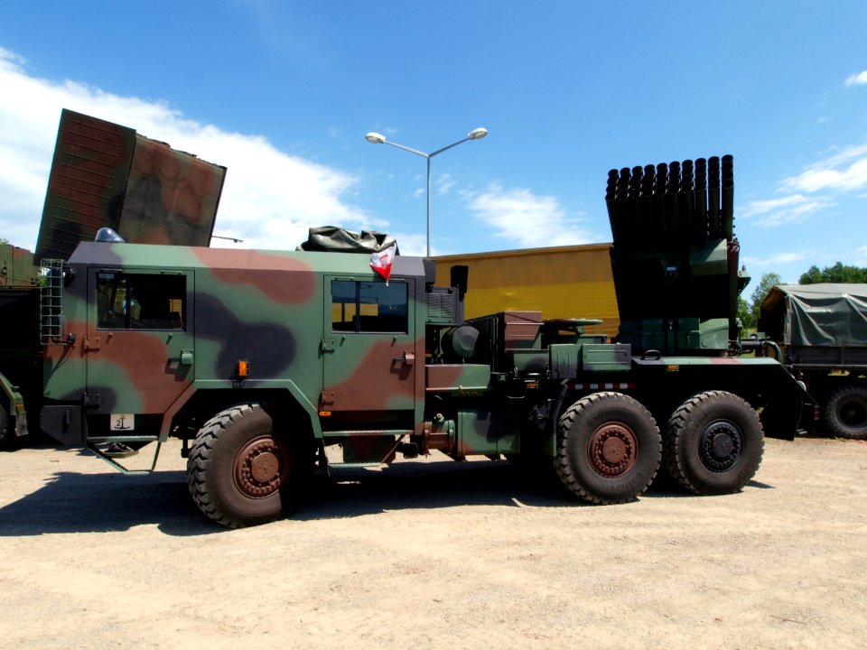 Polish WR-40 Langusta 122mm pic4