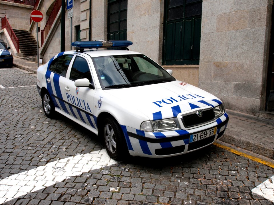 Policia Porto Skoda photo-026