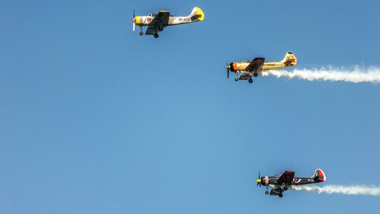 Smoke plane flight photo