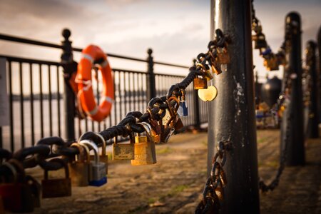 Romantic ring barrier