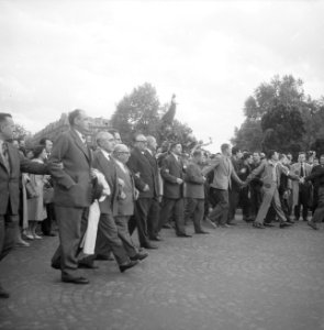 Politieke moeilijkheden in Parijs, Bestanddeelnr 909-5927