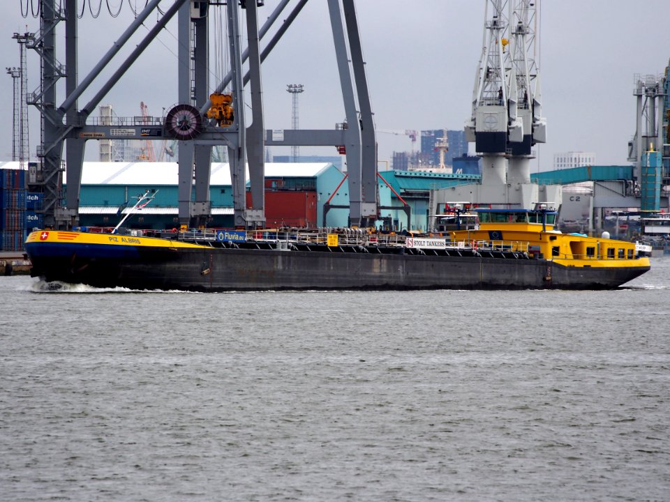 Piz Albris - ENI 07001823, Port of Antwerp pic2