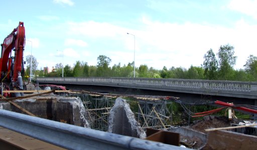 Pokkisenvayla Bridge Oulu 20060527