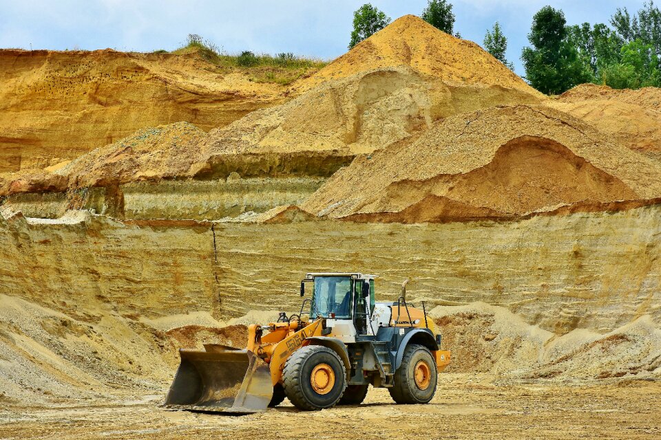 Removal sandpit truck