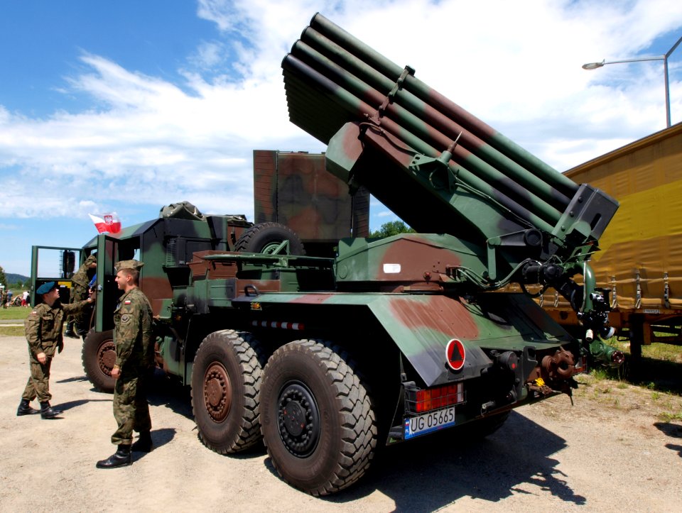 Polish WR-40 Langusta 122mm pic5