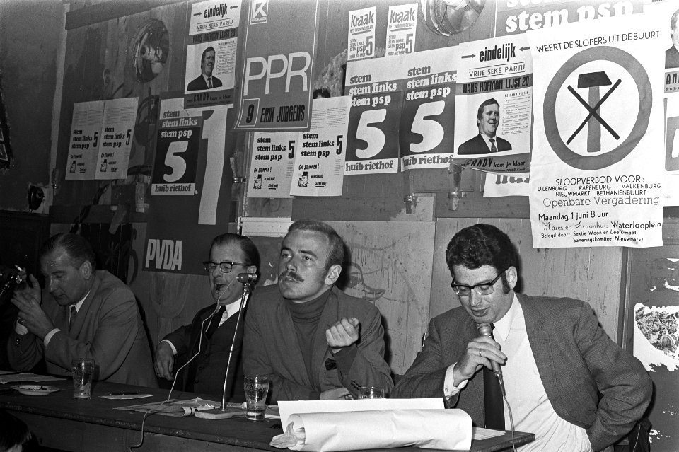 Politieke vergadering van vertegenwoordigers van grootste tien partijen, Amsterd, Bestanddeelnr 923-5539