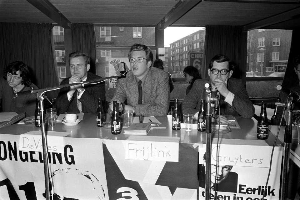 Politici op verkiezingsmiddag op HTS in Amsterdam, Bestanddeelnr 926-0264
