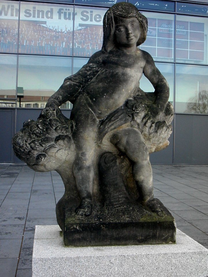 Polte,Paul Figur Trompeterschlößchen 13
