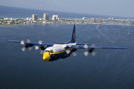 Navy flight demonstration squadron c-130 hercules