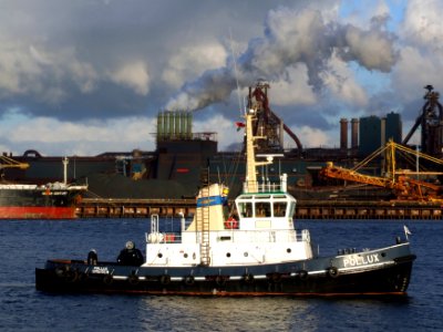 POLLUX IMO 5422112 Callsign PGUE photo-7 in front of locks IJmuiden Holland 09-Dec-2006
