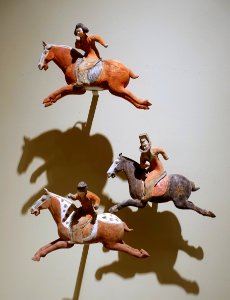Polo players, Shaanxi or Henan province, China, Tang dynasty, 600-700 AD, earthenware with gray, red, white, and green pigment - Portland Art Museum - Portland, Oregon - DSC08391