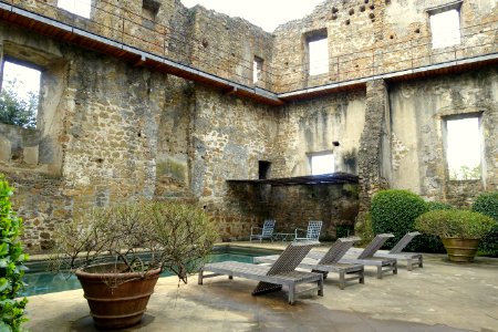 Pool in the ruins - Torrecchia Vecchia - Cisterna di Latina, Italy - DSC03218