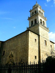 Ponferrada - Basilica de Nuestra Señora de la Encina 04