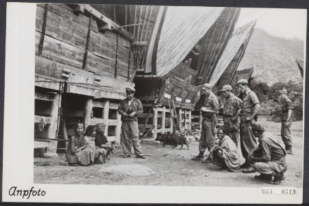 Politionele Actie Indonesië. De rust is weergekeerd. Nederlandse militairen in d, Bestanddeelnr 069-0519