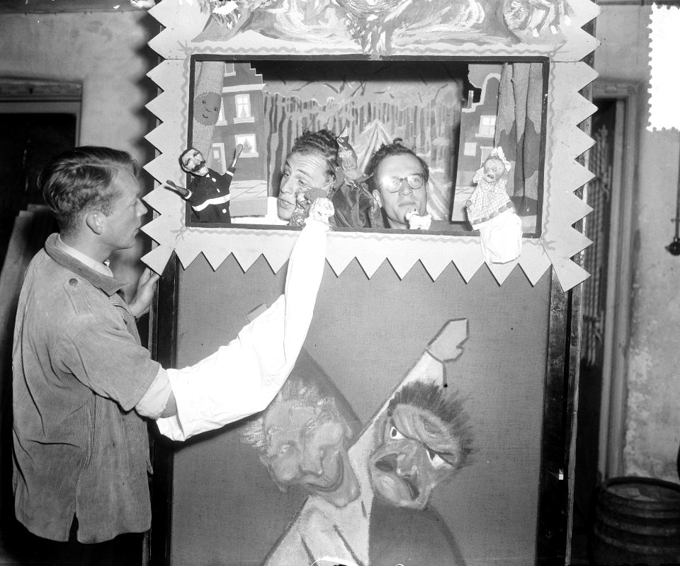 Poppenkast op studentensoos Amsterdam, Bestanddeelnr 905-1674