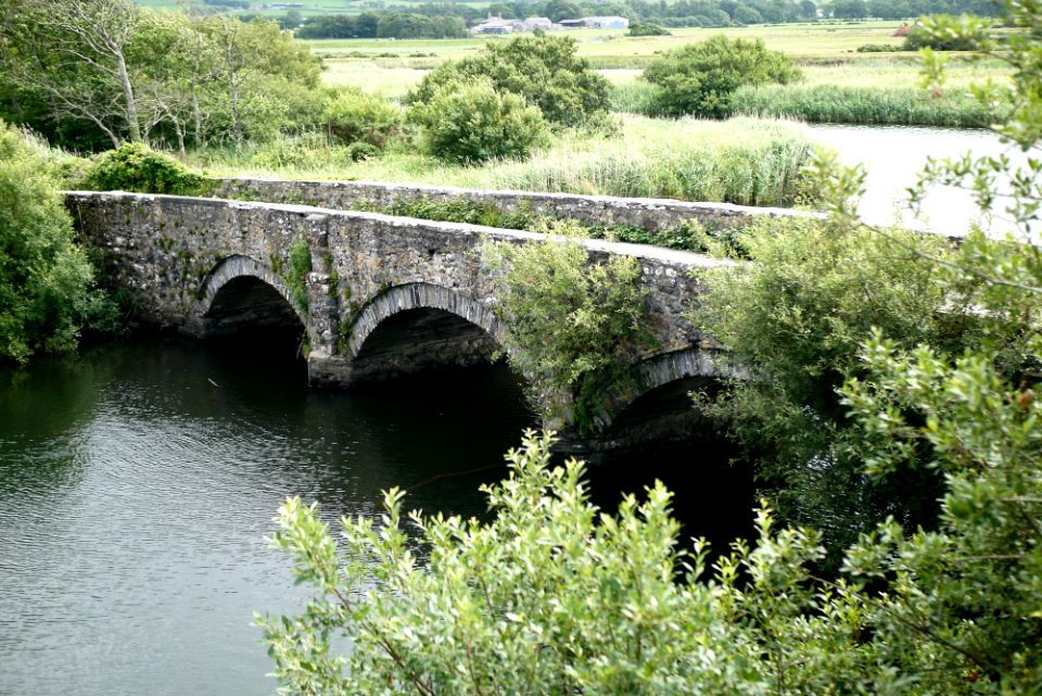 Pont Dysynni Bridge
