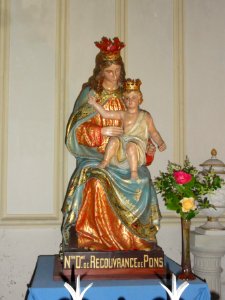 Pons (Charente-Maritime) église Saint-Martin, statue N.D. de Recouvrance de Pons