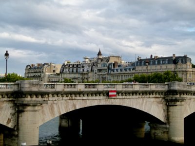 Pont de la Concorde en soirée