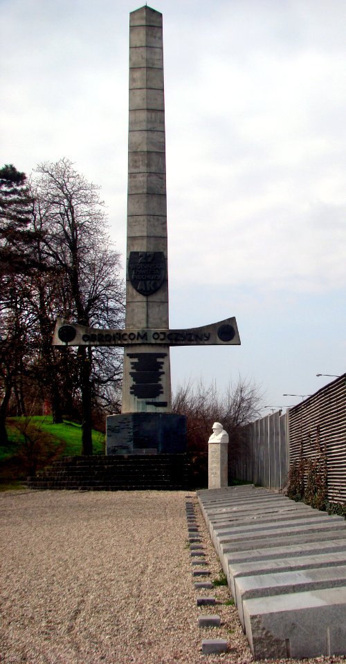 Pomnik 27 Wołyńskiej Dywizji Piechoty AK w Warszawie 03