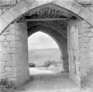 Poort van het Griekse klooster op de Taborberg in Galilea, Bestanddeelnr 255-0915