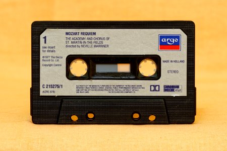 Polygram prerecorded cassette CrO2-120us (1)