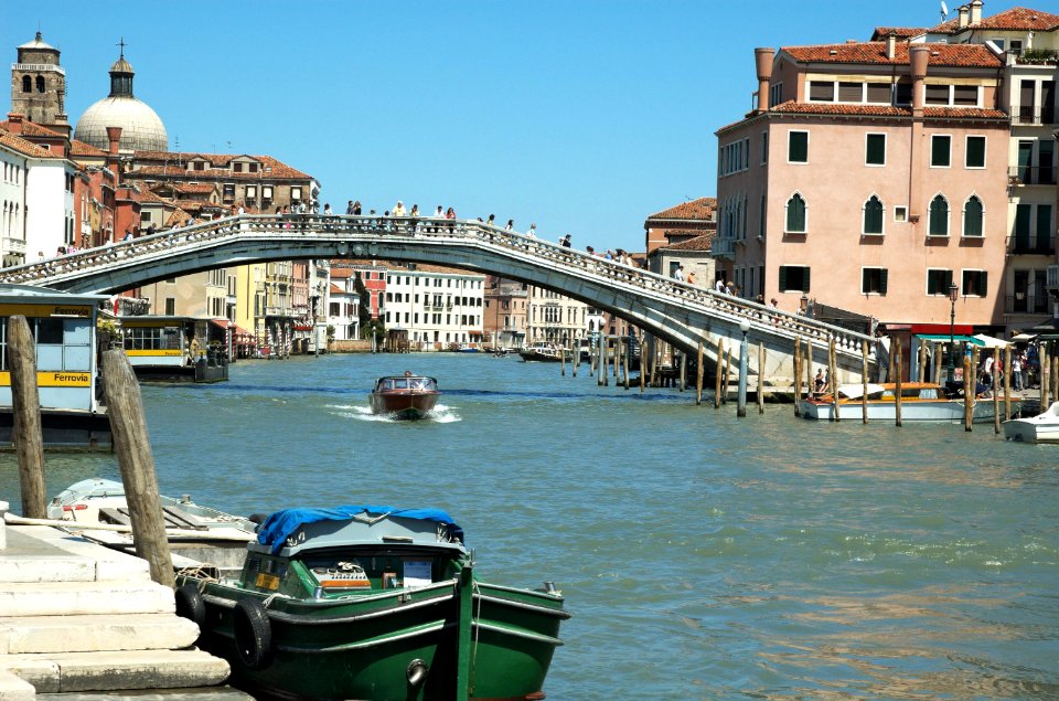 Ponte degli Scalzi 20050525-030