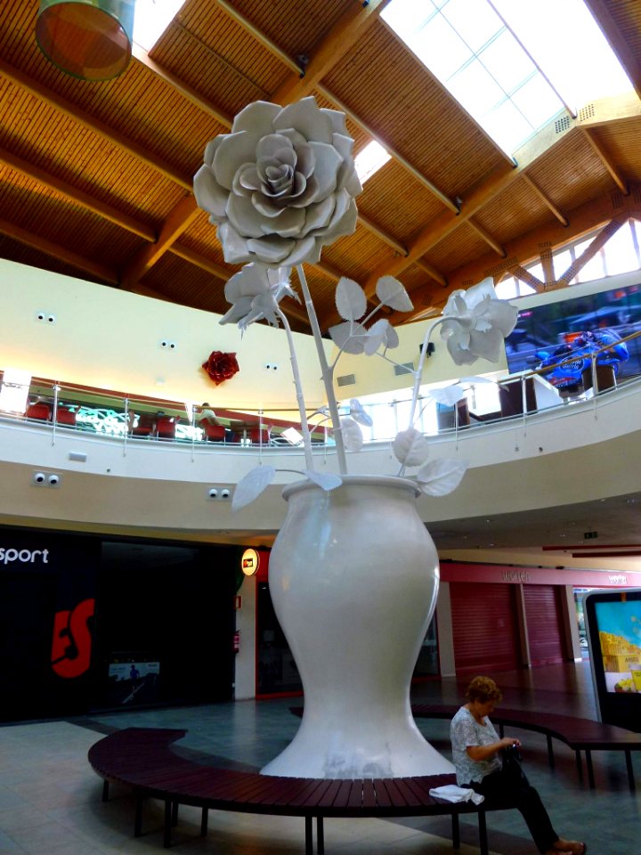Ponferrada - Barrio de la Rosaleda - Centro Comercial El Rosal 07