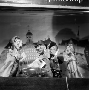 Poppentheater, Bestanddeelnr 901-4158