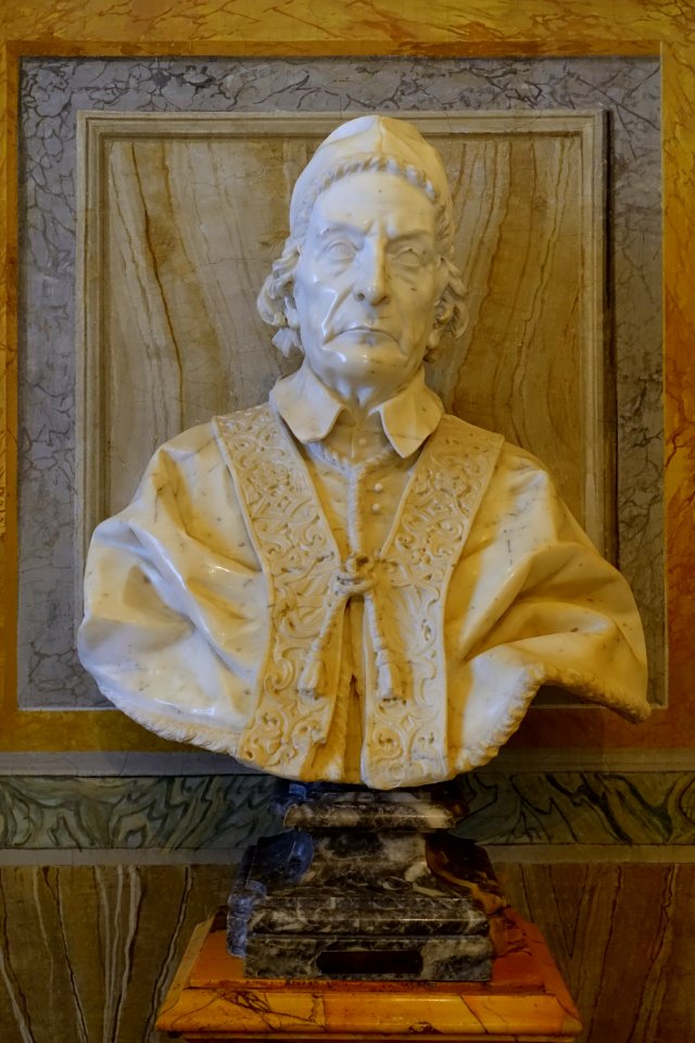 Pope Clement XII Corsini by Pietro Bracci, 1730-1740, marble - Galleria Borghese - Rome, Italy - DSC04972