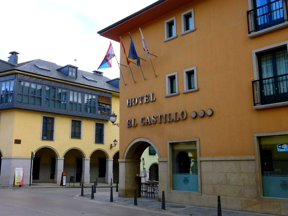 Ponferrada - Avenida del Castillo 2
